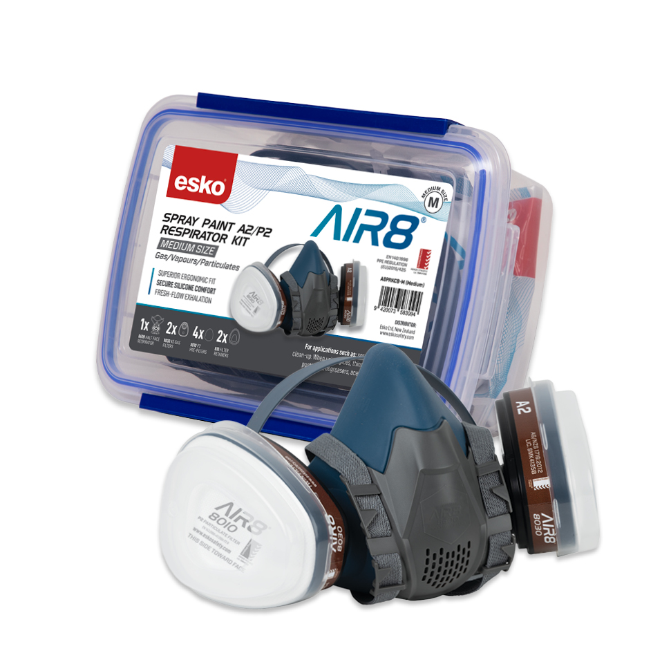 ESKO - AIR8 Spray Paint Respirator A2/P2 Clip Box Kit-Large. Contents: 1 x 8600 Half Face Respirator, 2 x 8030 A2 Gas Cartridge Filters in Foil Bag, 4 x 8010 P2 Particulate Pre-Filters, 2 x 810 Filter Retainer, 2 x 805 Respirator Cleaning Wipes